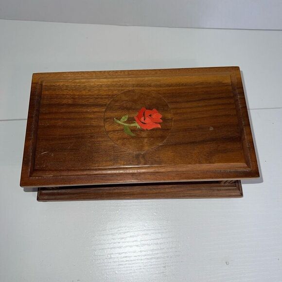 Vintage Wood Jewelry Box Folk Art Cottage Red Stencil Flower Stash Keepsake Oak - Picture 2 of 9